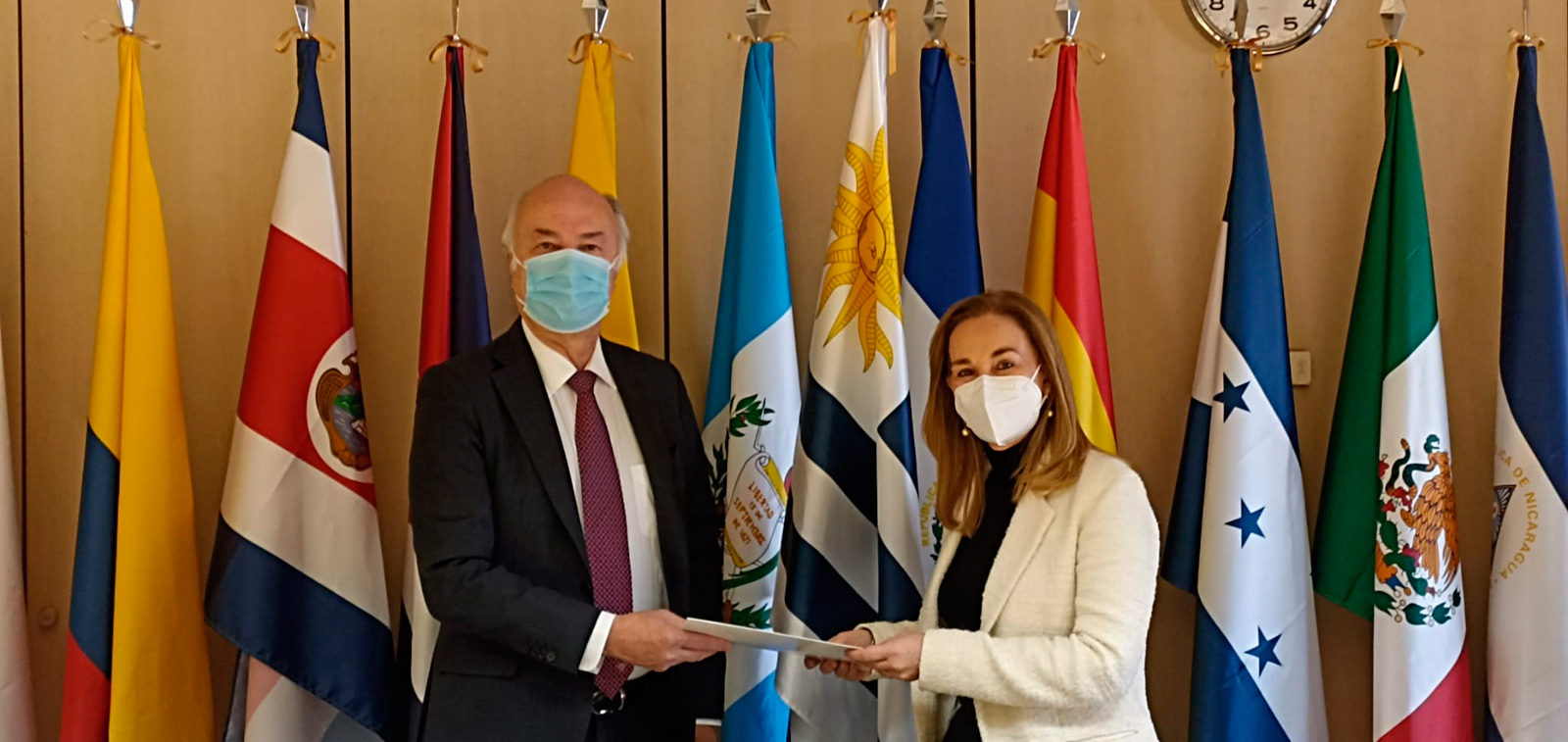 Uruguay ratifica el Convenio Iberoamericano de Cooperación en Materia de Ciberdelincuencia